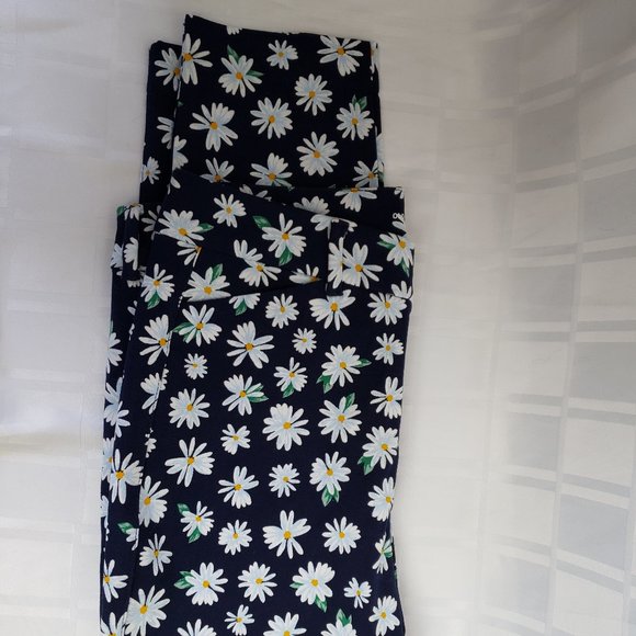 Women's Old Navy Pants ~ Size 8 - Picture 7 of 7